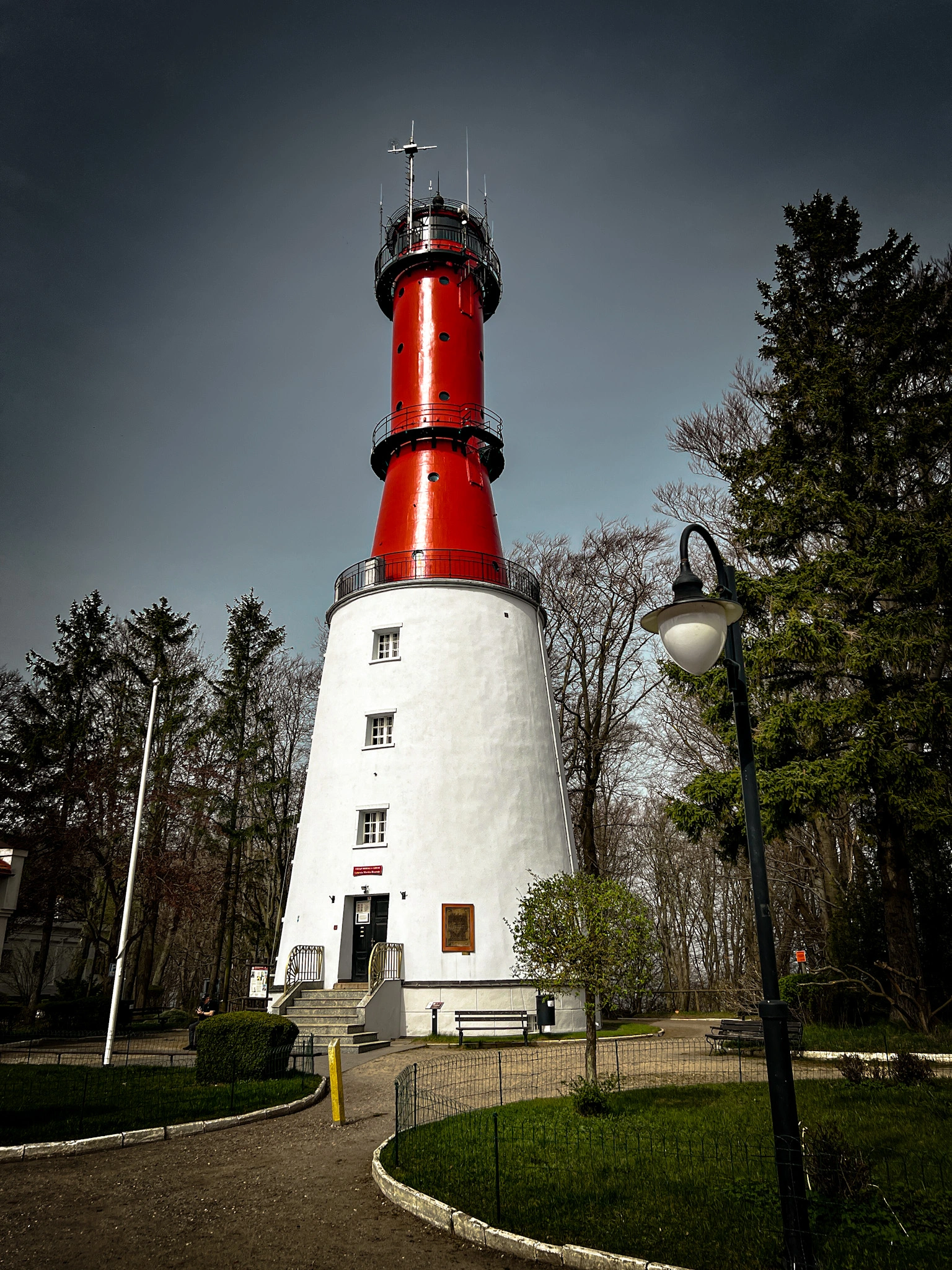 latarnia morska w jastrząbiej górze